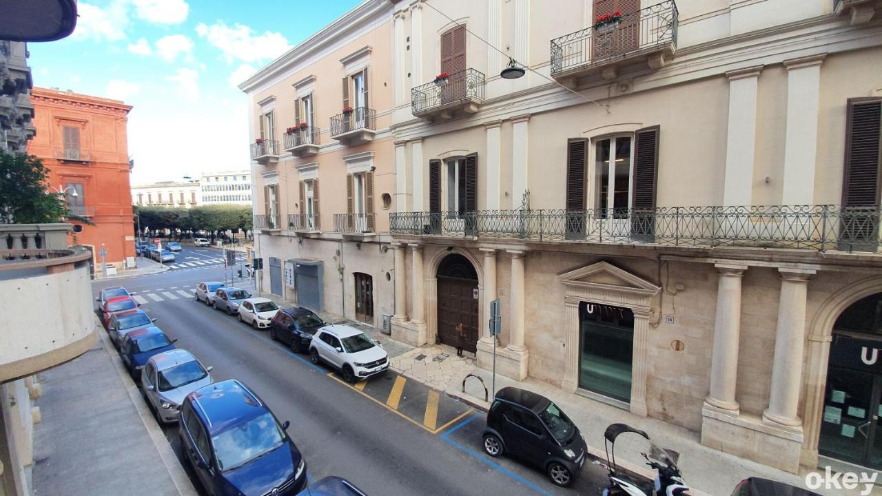 Hotel Dimora Beluga - Bari Centro Exterior foto